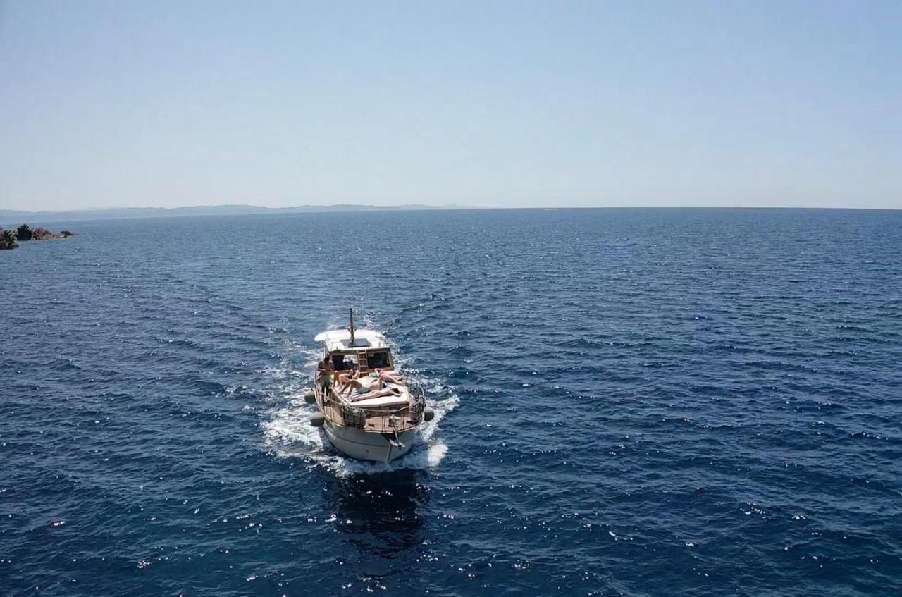 Hotel Villa Del Parco Λα Μανταλένα Εξωτερικό φωτογραφία
